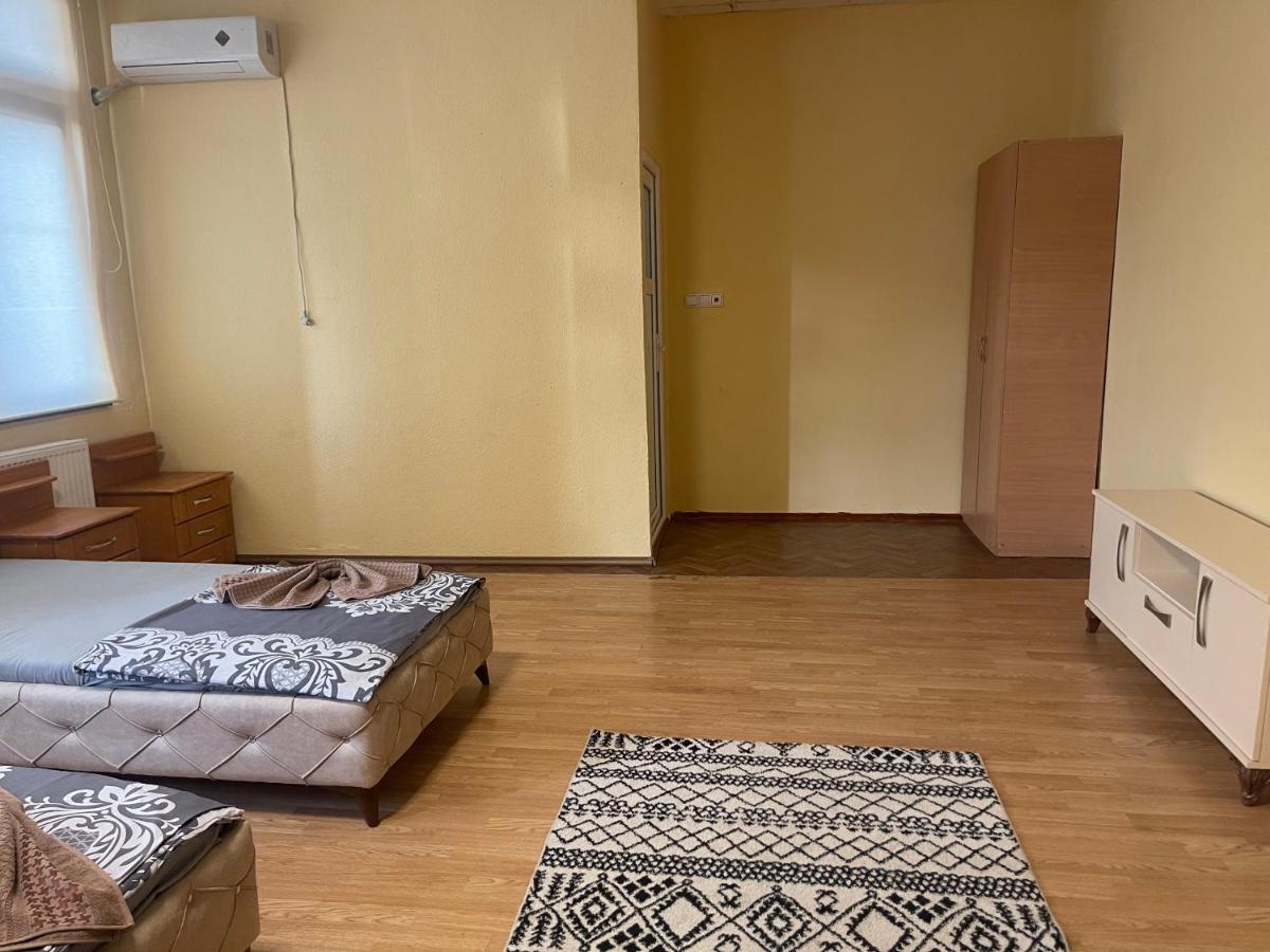 Ela Hostel Πρίζρεν Εξωτερικό φωτογραφία